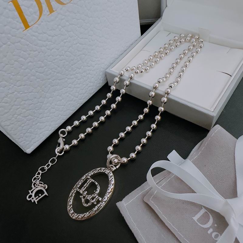 Dior Necklace 04lyr161
